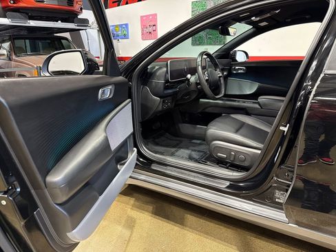 Used 2024 Hyundai Ioniq 6 SEL AWD/4WD image 94