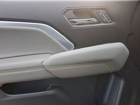 Used 2024 Chevrolet Colorado ZR2 w/ ZR2 Convenience Package III image 15