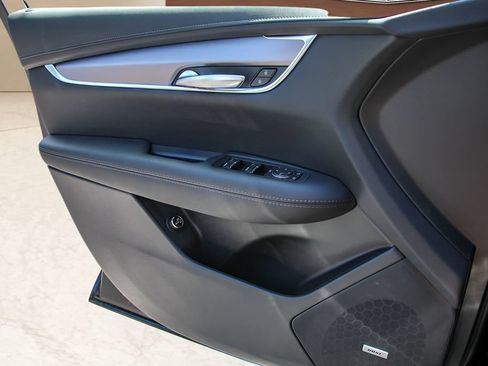Used 2025 Cadillac XT5 Luxury FWD image 22
