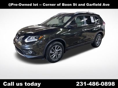 Used 2016 Nissan Rogue SL w/ SL Premium Package
