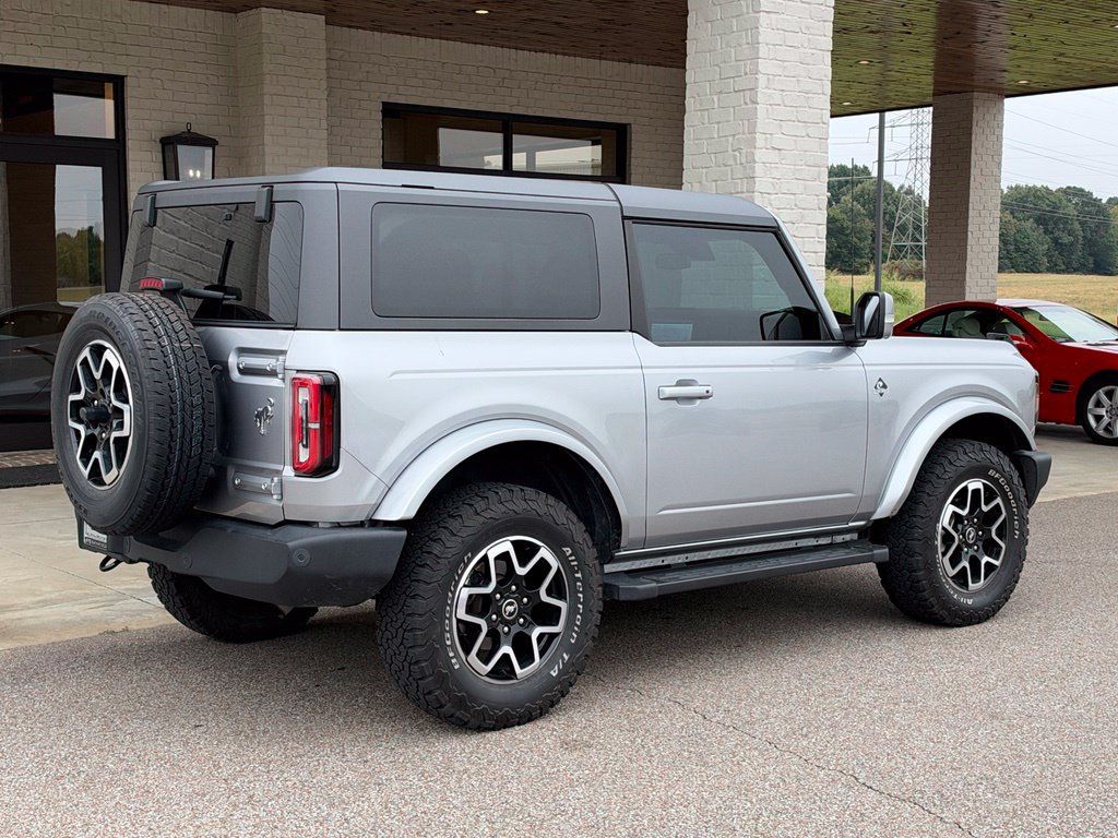 Used 2022 Ford Bronco Outer Banks AWD/4WD image 5
