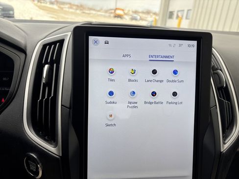 Used 2024 Ford Edge SEL w/ Convenience Package image 32