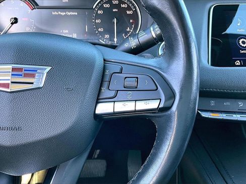 Used 2023 Cadillac XT4 Premium Luxury image 21