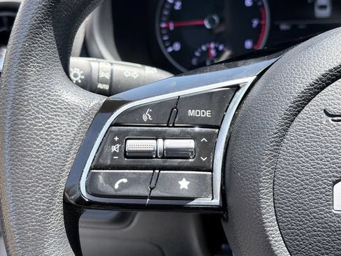 Used 2023 Kia Forte LXS w/ LXS Technology Package FWD image 12