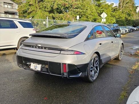 New 2025 Hyundai Ioniq 6 SEL AWD/4WD image 3
