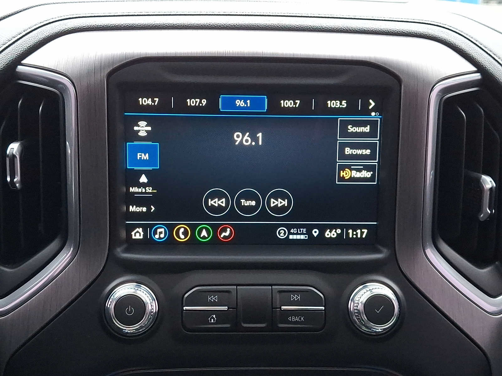 Used 2021 GMC Sierra 1500 Denali w/ Technology Package AWD/4WD image 17
