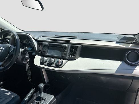 Used 2015 Toyota RAV4 LE FWD image 31