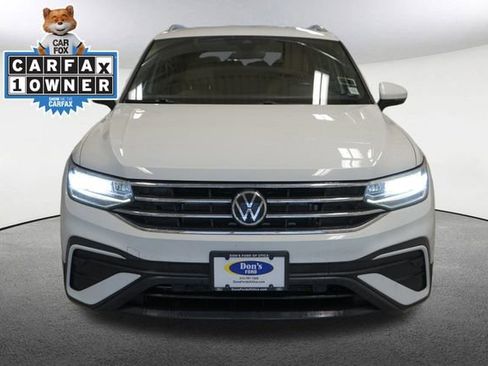 Used 2022 Volkswagen Tiguan SE image 17