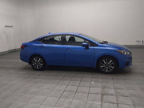 Used 2021 Nissan Versa SV FWD image 11