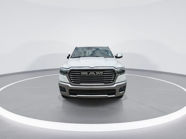 Used 2025 RAM 1500 Laramie AWD/4WD image 3