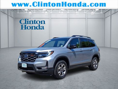 Certified 2023 Honda Passport TrailSport image 1