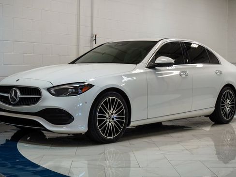 Used 2024 Mercedes-Benz C 300 4MATIC Sedan image 4
