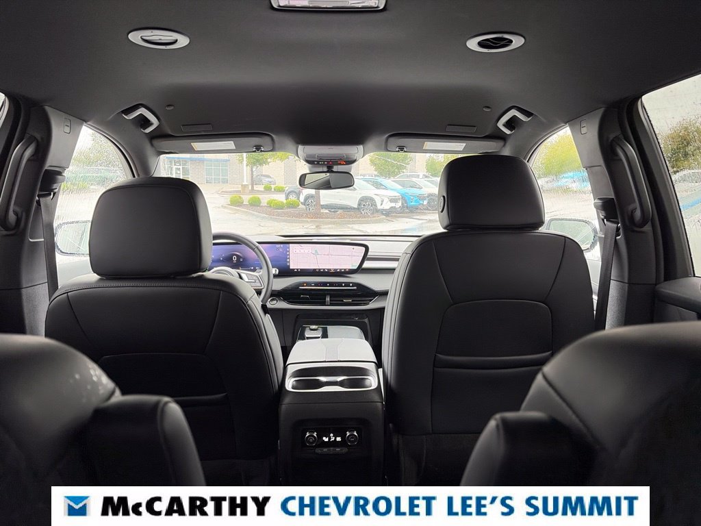 Used 2026 Buick Enclave Preferred FWD image 38