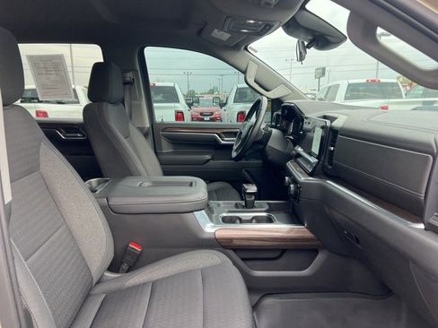 Used 2022 Chevrolet Silverado 1500 LT Trail Boss image 14