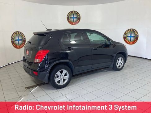 Used 2020 Chevrolet Trax LS w/ Tint and Cruise Package AWD/4WD image 7