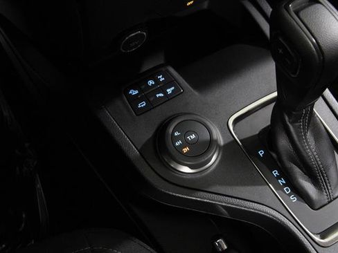 Used 2019 Ford Ranger XLT w/ FX4 Off-Road Package image 14