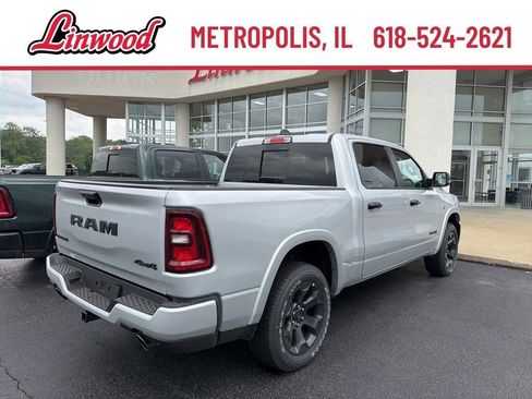 New 2026 RAM 1500 Big Horn AWD/4WD image 5
