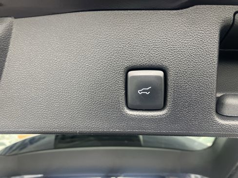 Used 2021 Ford Escape SE w/ Convenience Package image 13