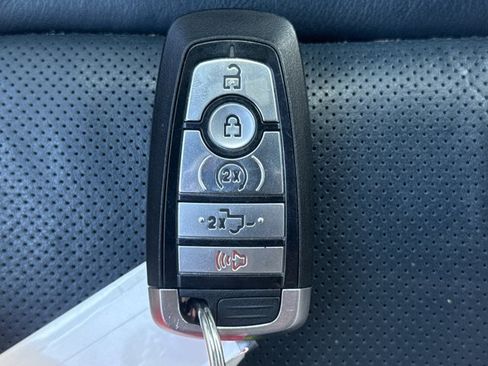 Used 2018 Ford F150 Limited AWD/4WD image 27