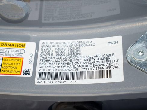 Certified 2025 Honda Accord SE image 38