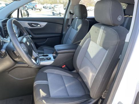 Used 2025 Chevrolet Blazer LT w/ Convenience Package image 12