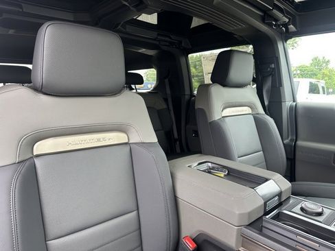 New 2025 GMC Hummer EV 2X image 8