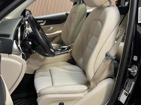Used 2018 Mercedes-Benz GLC 300 4MATIC image 80