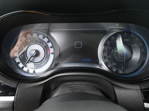 Used 2017 Chrysler 300 S w/ 300S Premium Group image 36