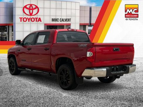 Used 2020 Toyota Tundra SR5 w/ SR5 Upgrade Package RWD image 3