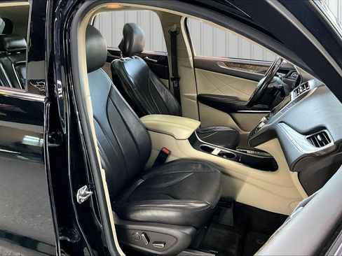 Used 2017 Lincoln MKC Reserve AWD/4WD image 29