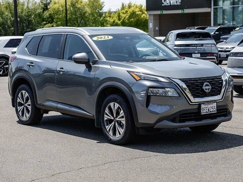 Used 2023 Nissan Rogue SV w/ SV Premium B Package FWD image 6