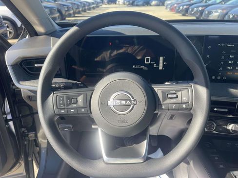 New 2026 Nissan Kicks S image 22