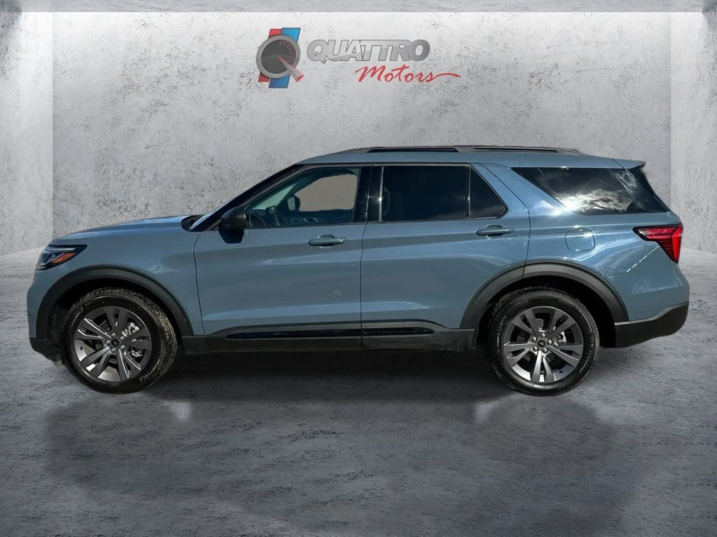 Used 2026 Ford Explorer Active w/ Active Comfort Package AWD/4WD image 2