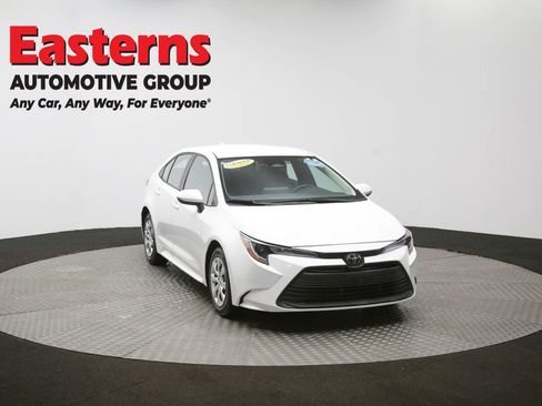 Used 2024 Toyota Corolla LE image 85
