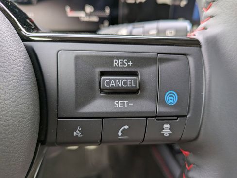 New 2026 Nissan Kicks SR w/ Cold Weather Package image 25