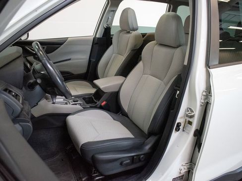 Used 2023 Subaru Forester Premium AWD/4WD image 21