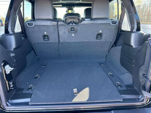 New 2025 Jeep Wrangler Unlimited Sahara w/ Safety Group AWD/4WD image 13