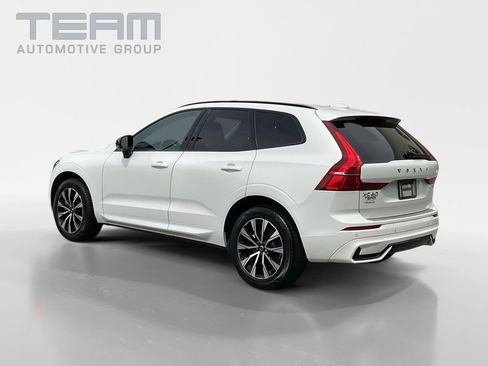 Used 2024 Volvo XC60 B5 Core w/ Protection Package Premier AWD/4WD image 5