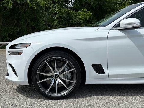Used 2025 Genesis G70 2.5T AWD/4WD image 5