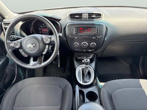 Used 2016 Kia Soul FWD image 12