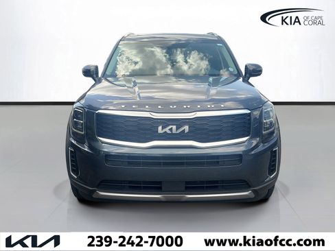 Certified 2022 Kia Telluride EX w/ EX Premium Package FWD image 2
