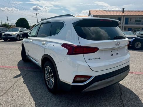 Used 2020 Hyundai Santa Fe SEL w/ Convenience Package FWD image 4