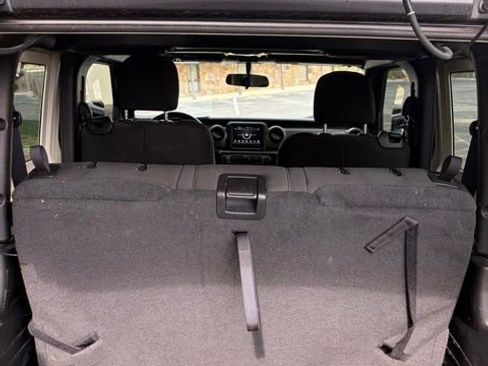 Used 2020 Jeep Wrangler Sport S image 24
