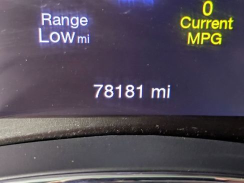 Used 2019 Jeep Grand Cherokee Laredo RWD image 18