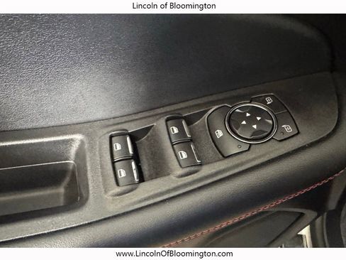 Used 2022 Ford Edge ST-Line w/ Class II Trailer Tow Package AWD/4WD image 37