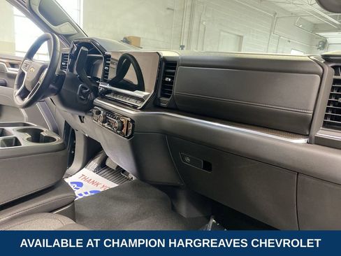 Certified 2026 Chevrolet Silverado 1500 LT AWD/4WD image 37