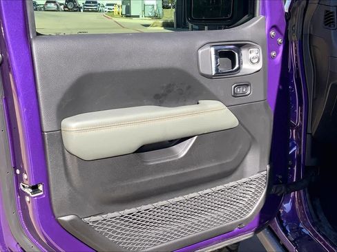 New 2026 Jeep Gladiator Mojave image 10