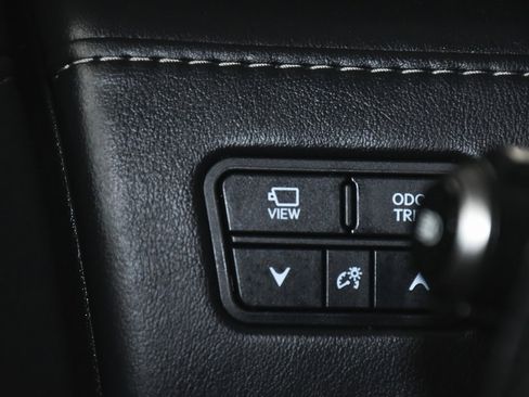 Used 2024 Lexus LX 600 F Sport image 35