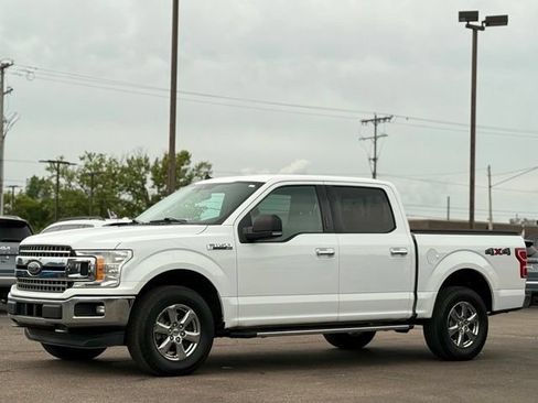 Used 2019 Ford F150 XLT w/ Equipment Group 302A Luxury AWD/4WD image 30