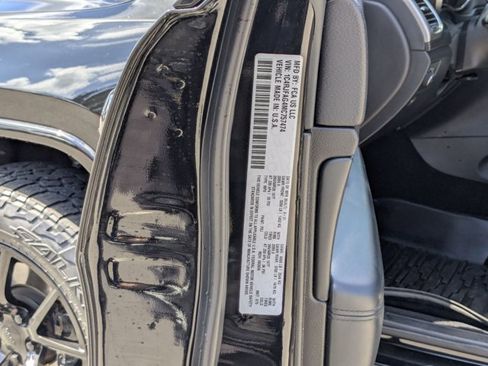 Used 2021 Jeep Grand Cherokee Laredo X image 24